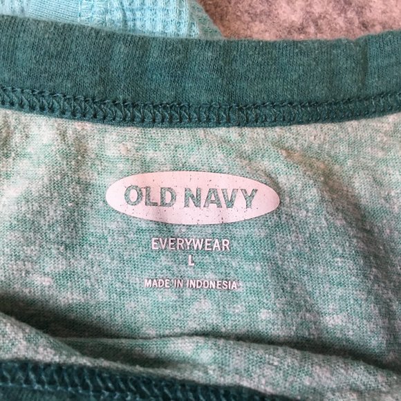 Womens Tops Shirts Lot of 4 L Old Navy Scooby Doo Blue Red Patriotic Casual Knit - Picture 8 of 16